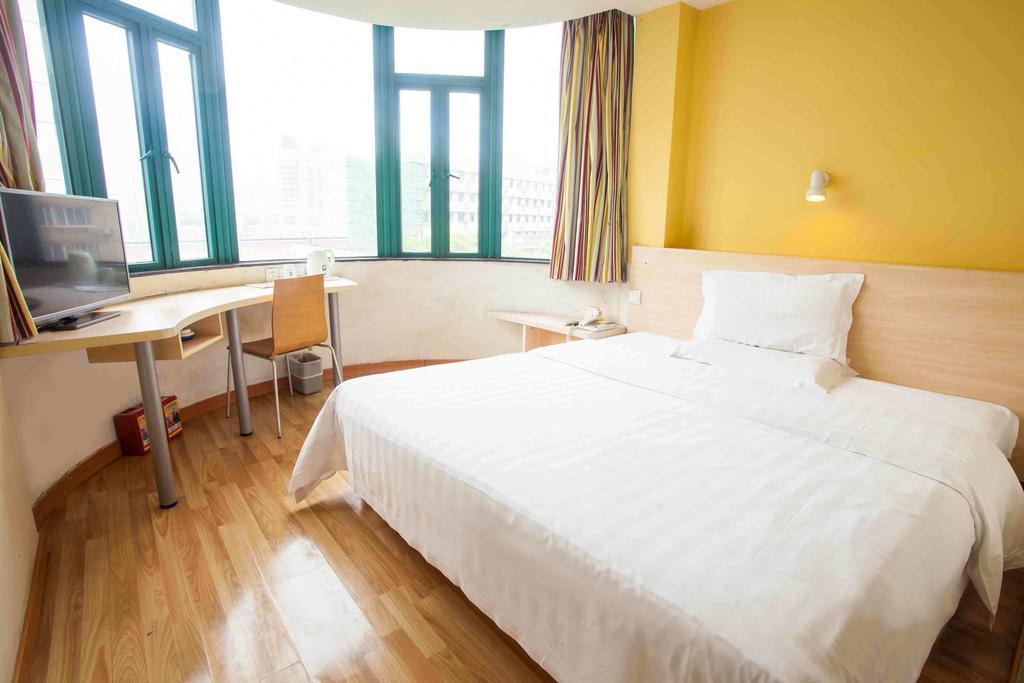 7Days Inn Zhongshan People'S Hospital Holiday Square Rom bilde