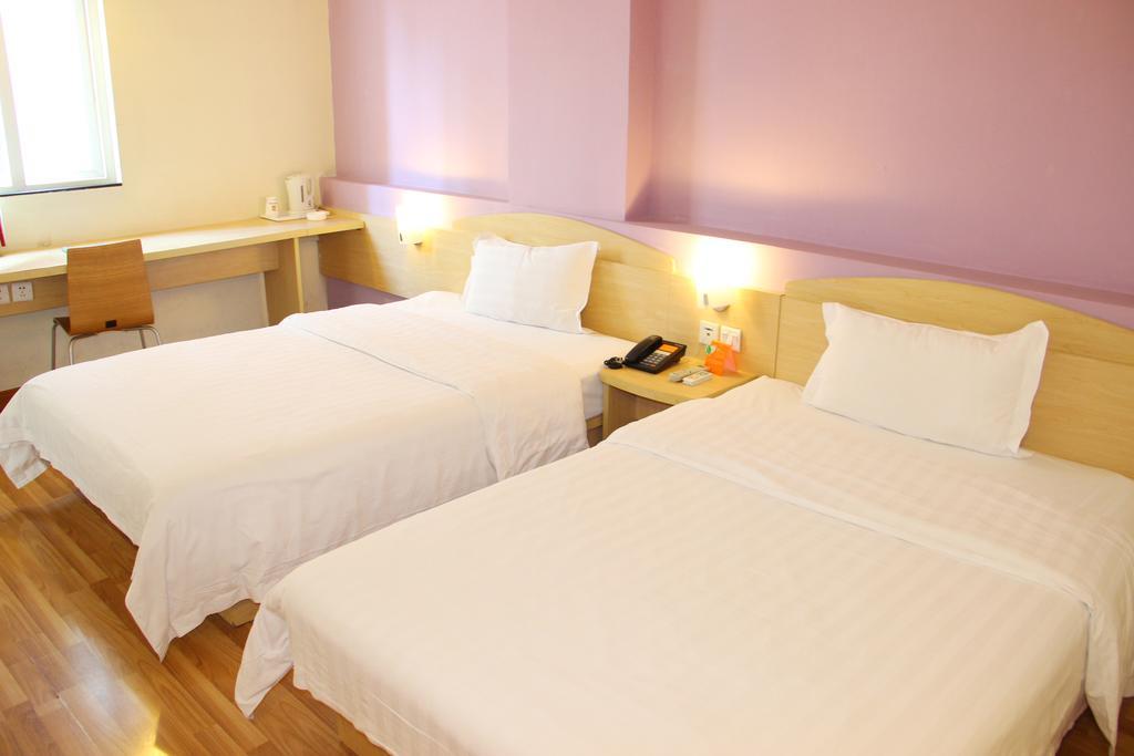 7Days Inn Zhongshan People'S Hospital Holiday Square Eksteriør bilde