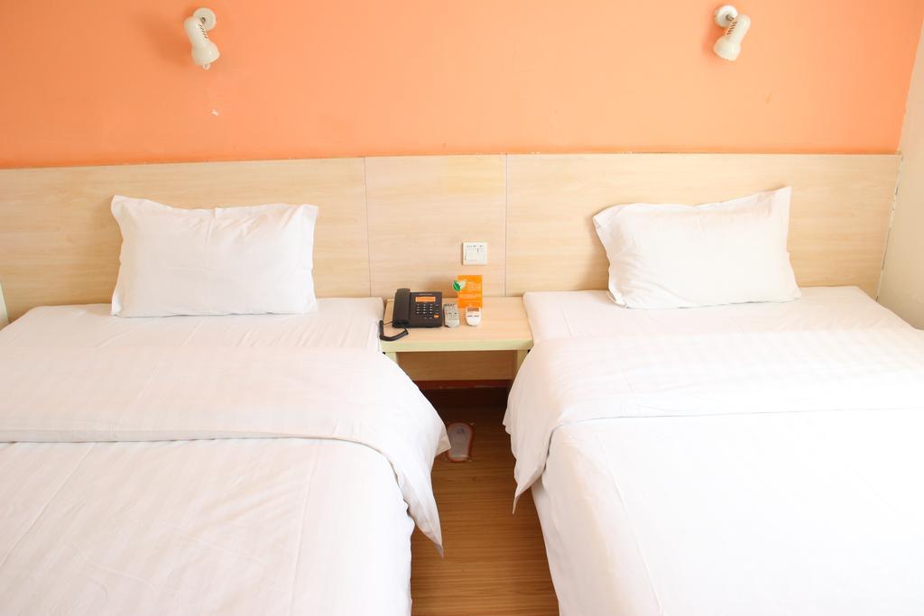 7Days Inn Zhongshan People'S Hospital Holiday Square Eksteriør bilde