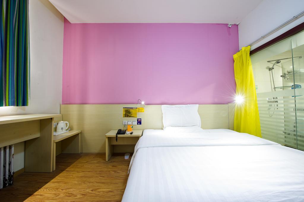 7Days Inn Zhongshan People'S Hospital Holiday Square Eksteriør bilde